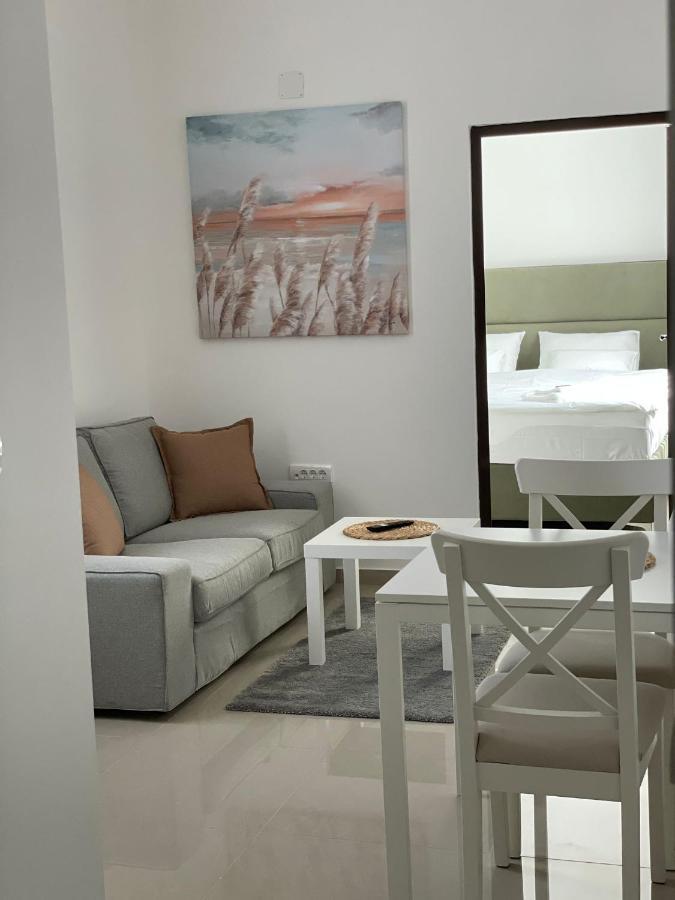 Morpheus Apartmani Sremska Mitrovica Exterior foto