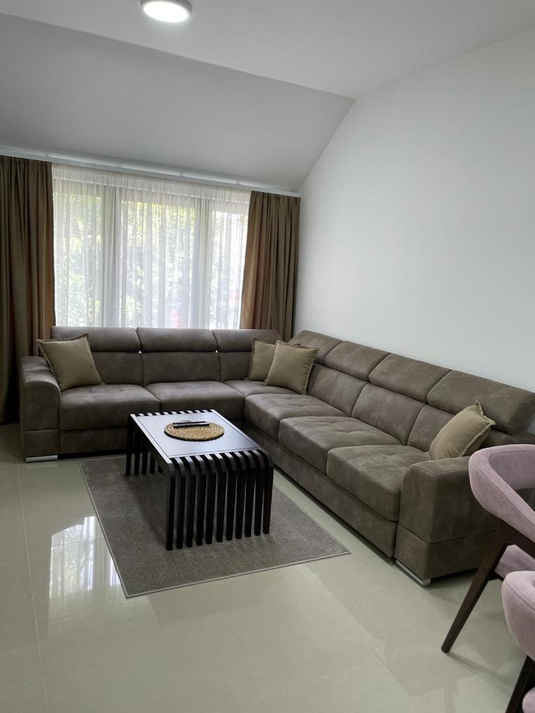 Morpheus Apartmani Sremska Mitrovica Exterior foto
